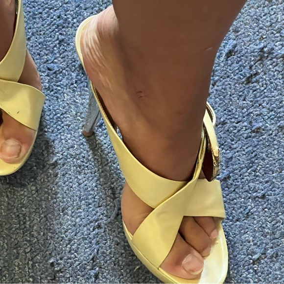 Marciano Heels - Picture 6 of 9